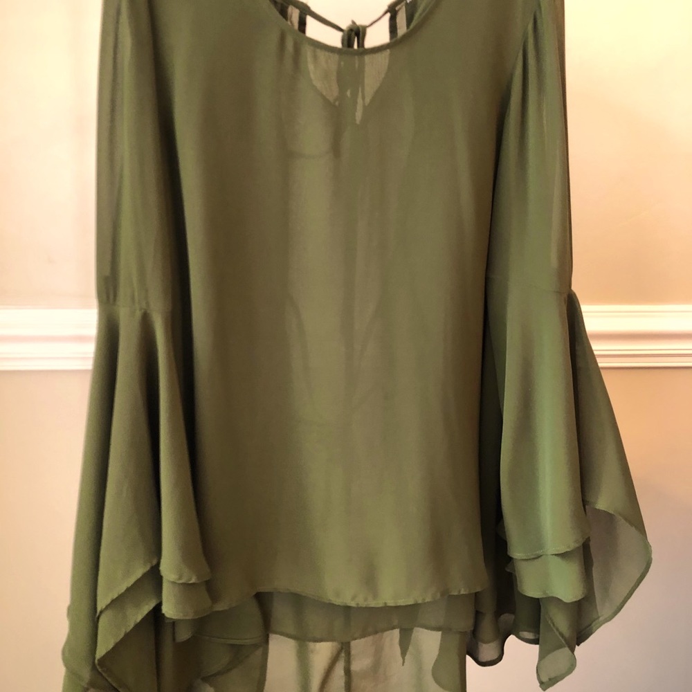 Beautiful Cato Top